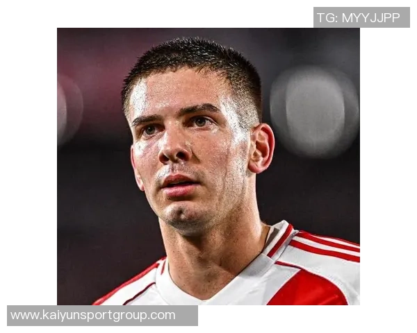 迪马利亚赞马斯坦托诺天赋超群并对其出色表现表示欣喜