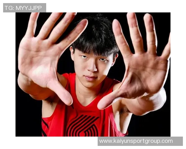 开拓者媒体人分析杨瀚森潜力巨大但防守能力亟待提升