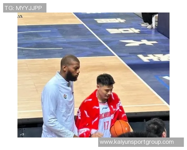 杨瀚森逐渐融入轮换阵容新秀们难得的机会与三分球提升期待